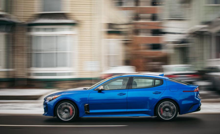  Kia Stinger GT AWD (CK) 2017 года  (NA) (фото 38 из 42)